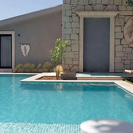 فندق Chloe Alacati 5*